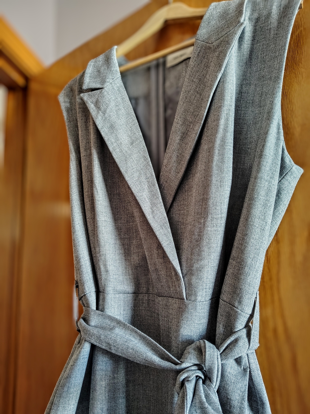 Vero Moda Sleeveless Grey Belted Blazer Jumpsuit